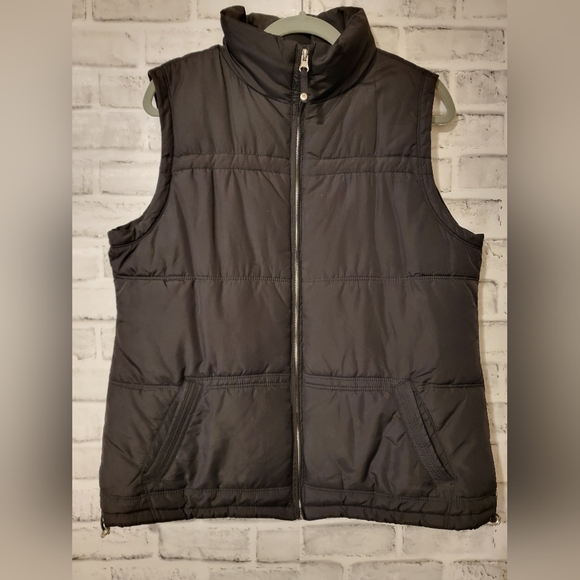 Maurices Jackets & Blazers - Maurices Women's Black Puffer Vest, size XL
